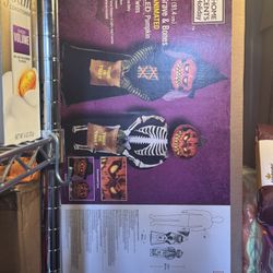 Halloween Decor