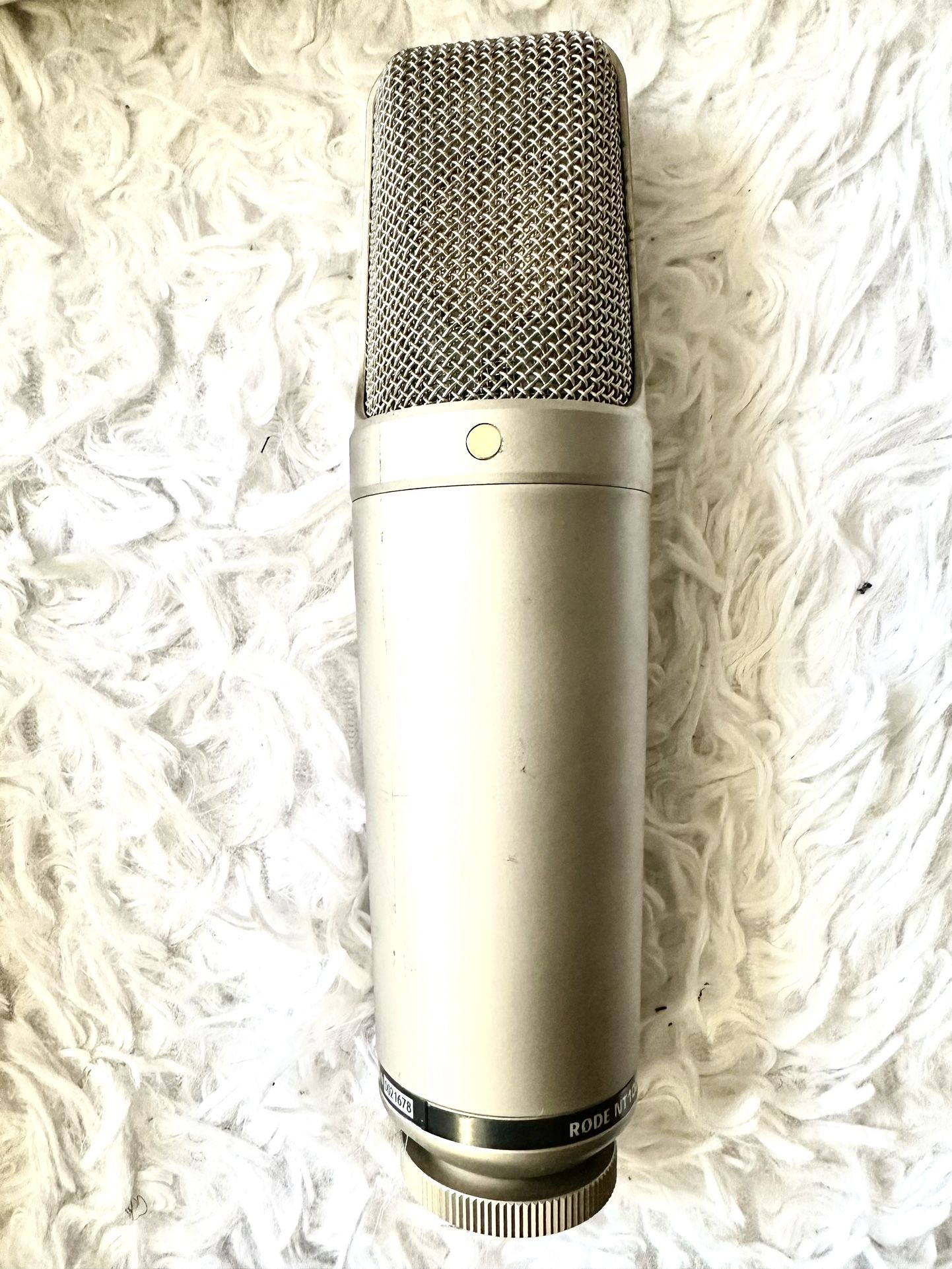 Rode NT 1000 Large Diaphragm Condenser Microphone