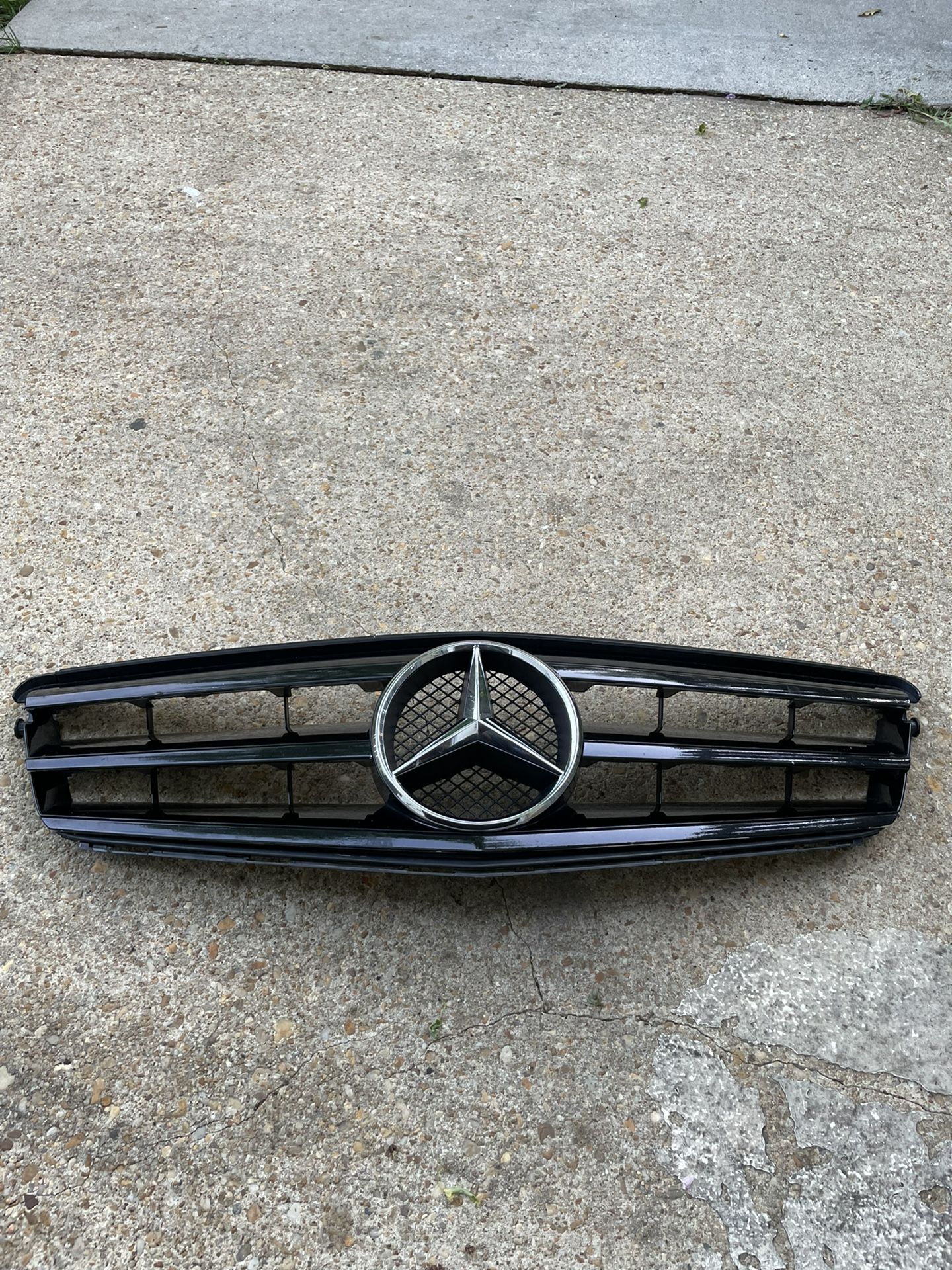 Front Grille For Mercedes C Class W204  C250, C300, 2008-2014