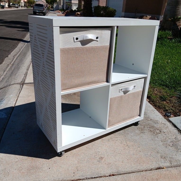 30x30 White 4 Cubby Storage