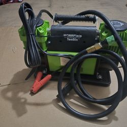 MORRFlate TenSix™ Portable 12v Off Road Air Compressor - Used