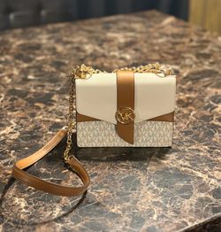 Michael Kors Crossbody