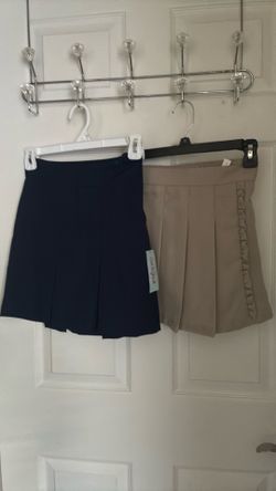 Faldas y camisas escolares sz 7/8