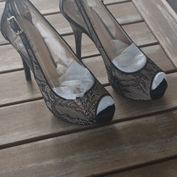 High Heel Pumps 