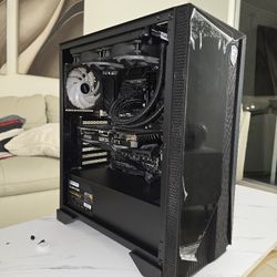RTX 4070 GAMING PC 