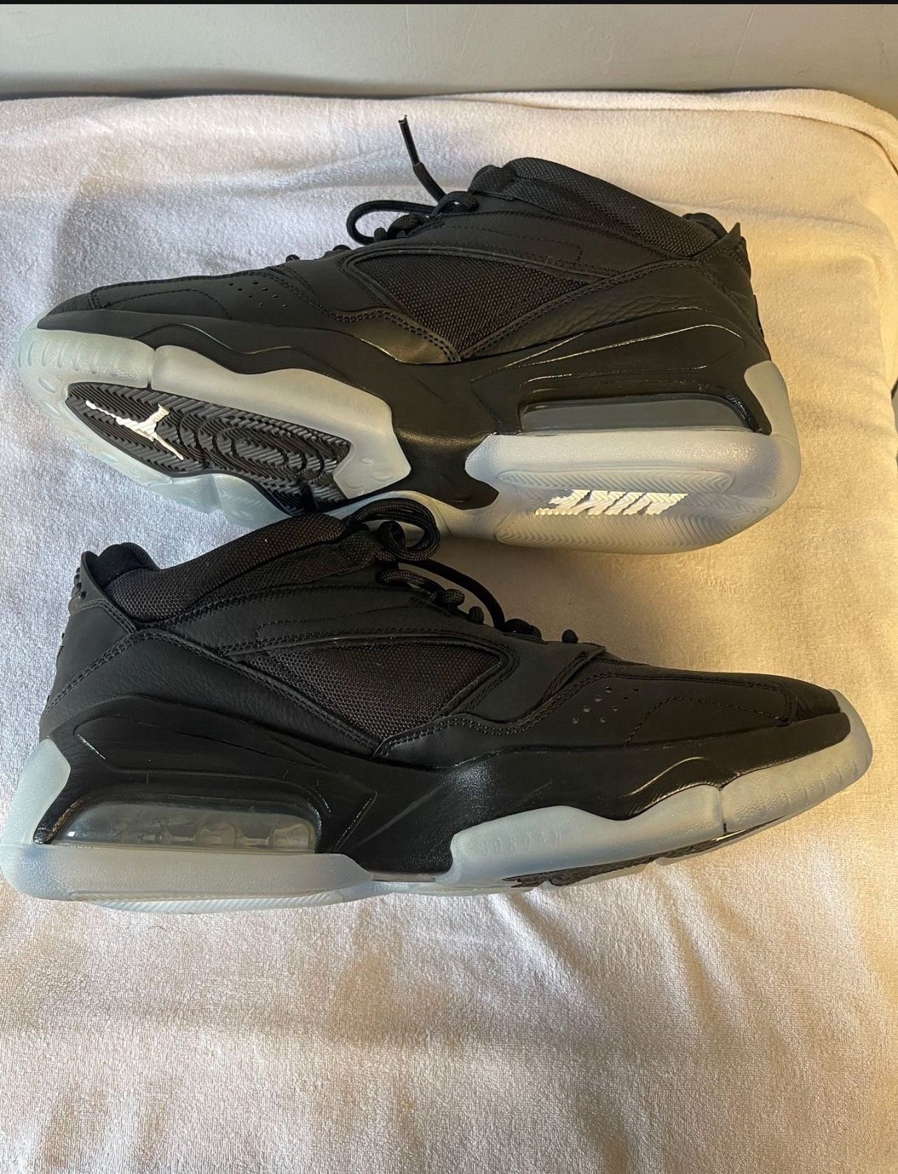 Jordan Point Lane “Triple Black” – Size 11.5