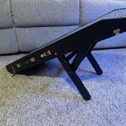 Portable, Collapsible/Folding, Non-Slip Surface, Indoor Use