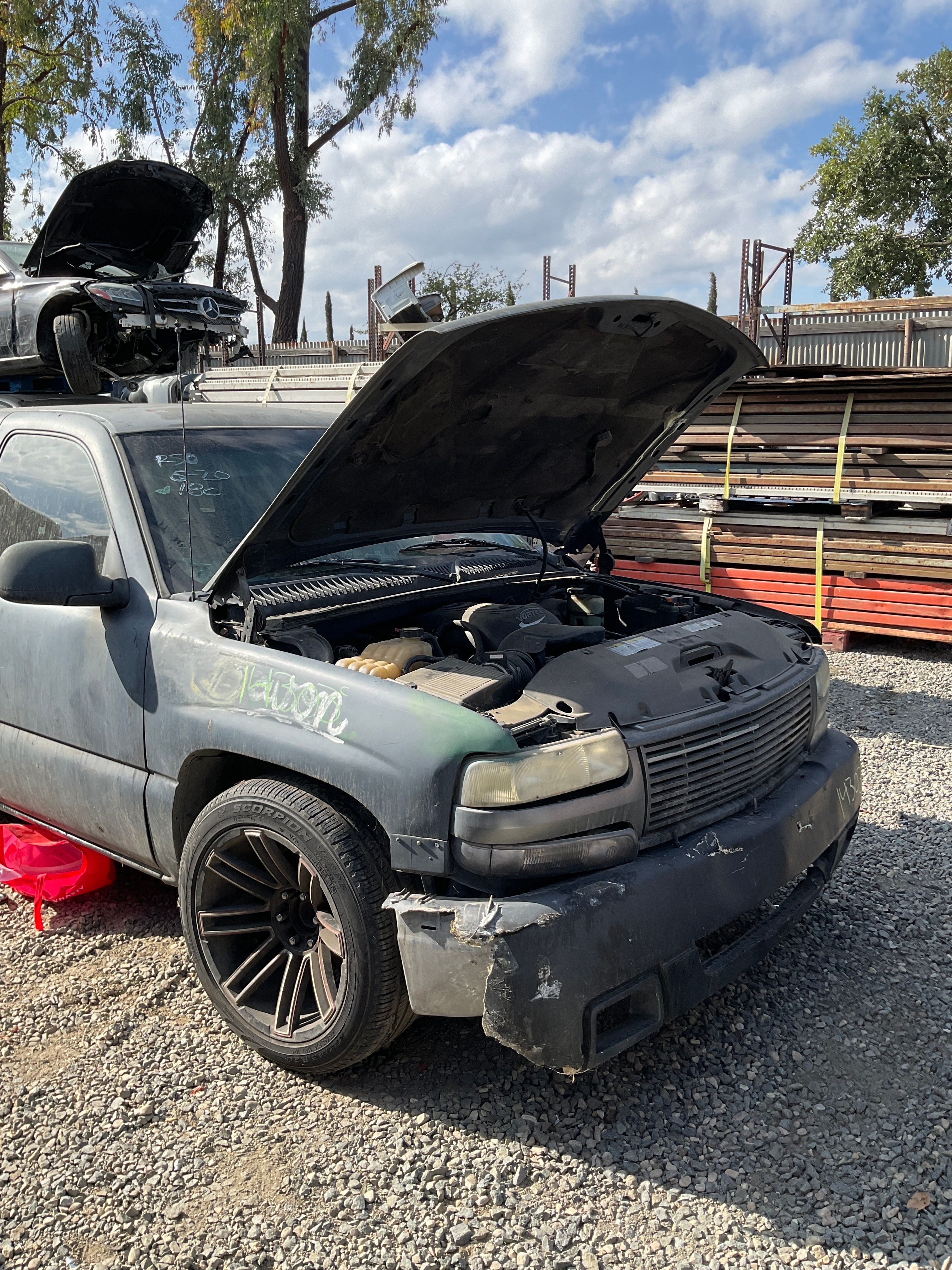 Parts for CHEVROLET 1500 SILVERADO 2WD V8 EXT CAB 5.3L LS 2002 - Stock #14303
