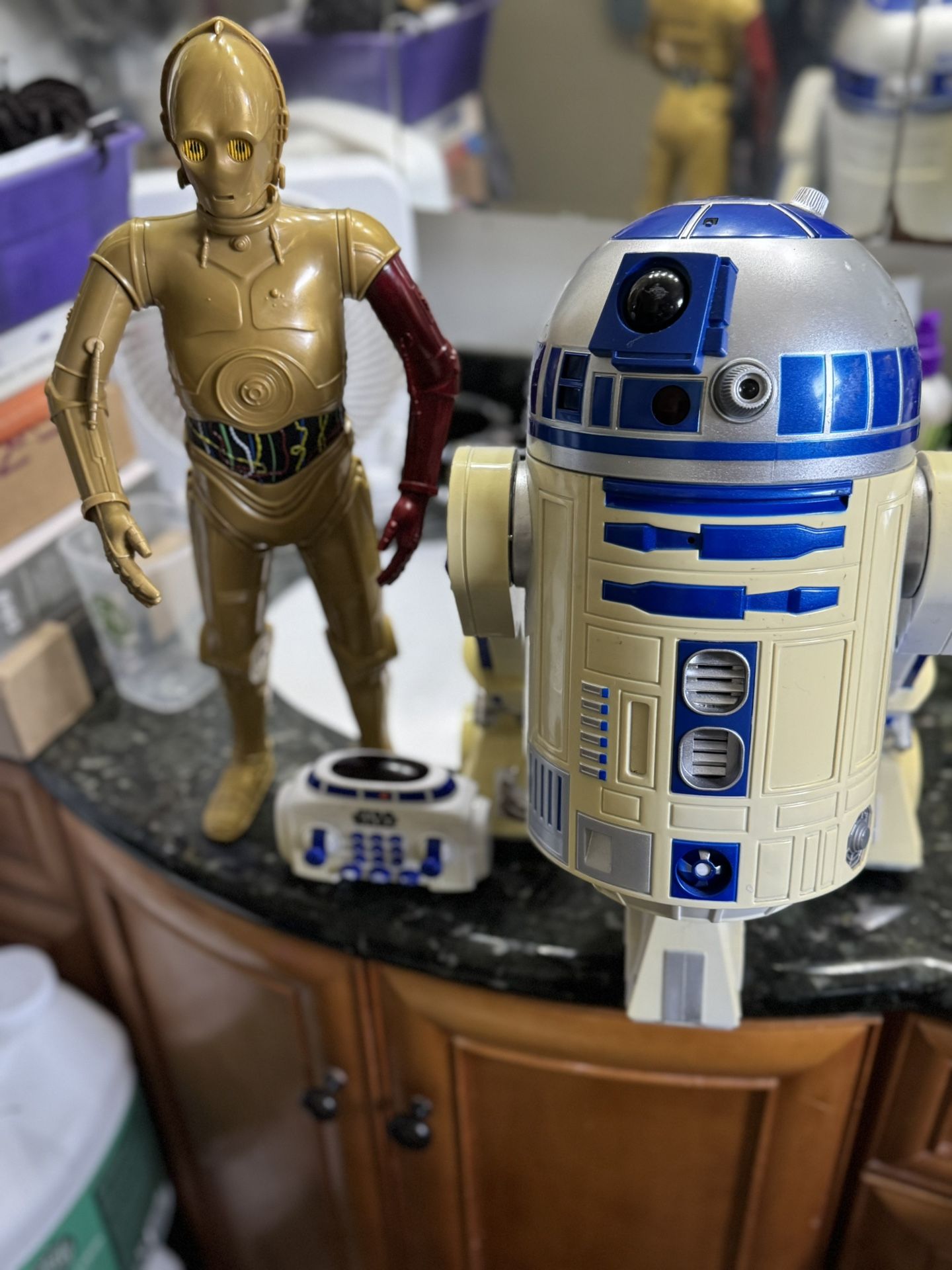 R2 D2 & C-3PO