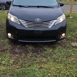 2016 Toyota Sienna