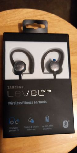 Samsung Level Active / Wireless Fitness Earbuds / Sweat Resistant