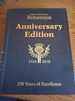 Encyclopedia Britannica 2018 Annual Anniversary Editiion (Book of the Year)