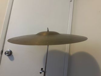 Vintage zildjian mega bell ride 20”