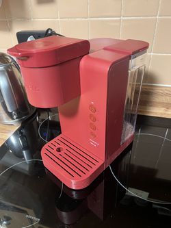 Keurig K-Express Essentials Single Serve K-Cup Pod Coffee Maker, Red, Regular