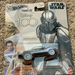 Hot Wheels Diecast Disney 100 Mandalorian Car