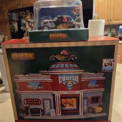 Lemax Village Cruisin Cafe With Car Accessory