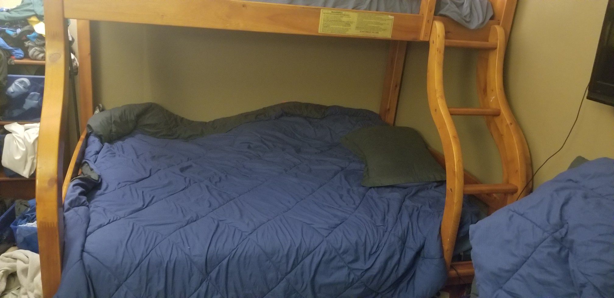 Bunk bed for sale(matress not included)