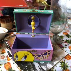 Vintage Tweety Bird Music Box 