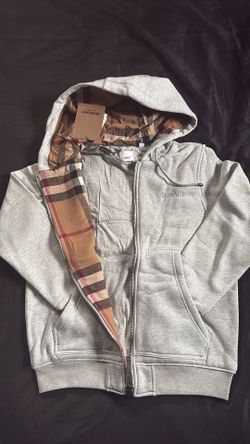 Burberry hoodie size small (READ CAPTION)