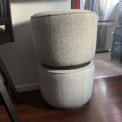 Round Stools