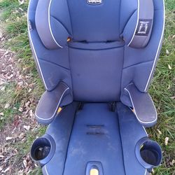 Chicco Booster Seat No Straps $20