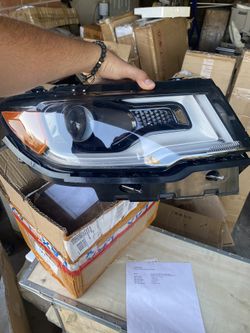 Jeep Compass 2017-2021 Passenger Headlamp 