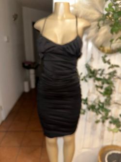 Women’s dress size medium