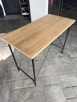 Table/desk