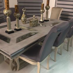 Michael Amini Dinner Table With Chairs