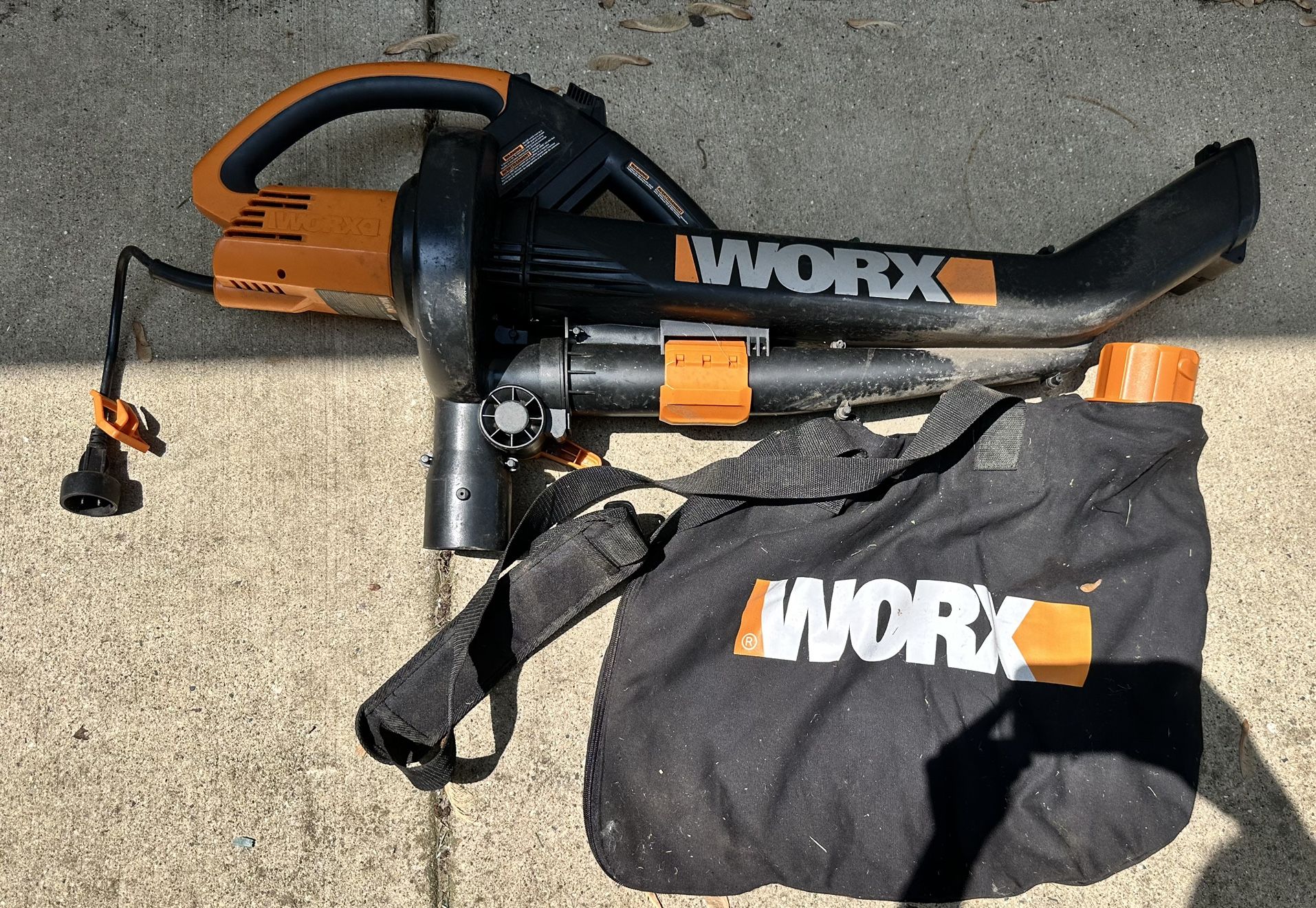 The Works Leaf Blower