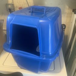 Covered Cat Litter Box 