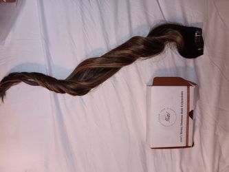 Hair clip extension 22 in brown frosted