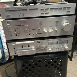 Vintage Yamaha Stereo System 