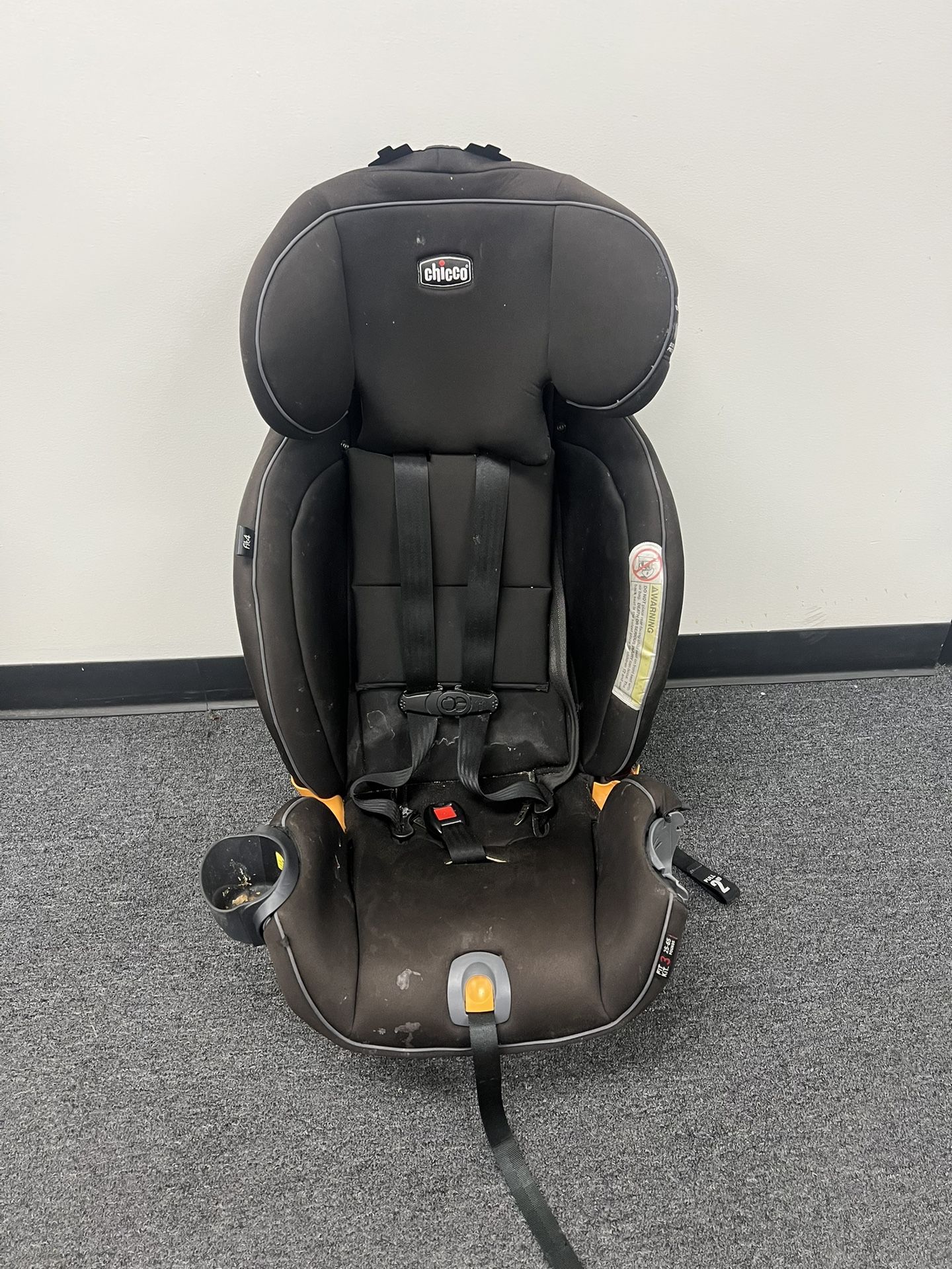Chico Car Seat. Works Good. Needs Clean