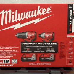 M18 18V Lithium-Ion Brushless Cordless Compact Drill/Impact Combo Kit (2-Tool) w/(2) 2.0 Ah Batteries, Charger & Bag
