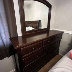 Dresser & Night Stand