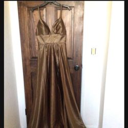 Vestido Nuevo Size 6  $60