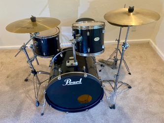 In Upland 91784. Complete drum set 22 10 12 14 13” quiet cymbals stands hihat throne bass pedal $275 cash 2401 n Euclid ave Upland 91784