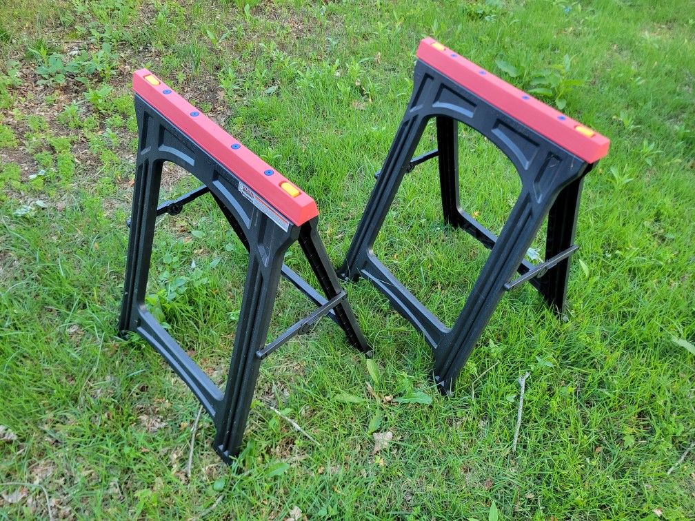 CENTRAL MACHINERY 31 in. PVC Folding Sawhorse, 350 lb. Capacity