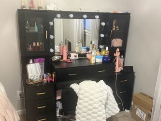 Black Vanity