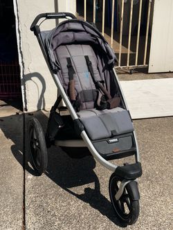 Thule jogging stroller