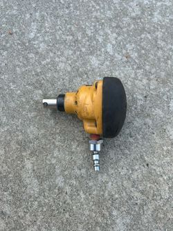 Palm nailer