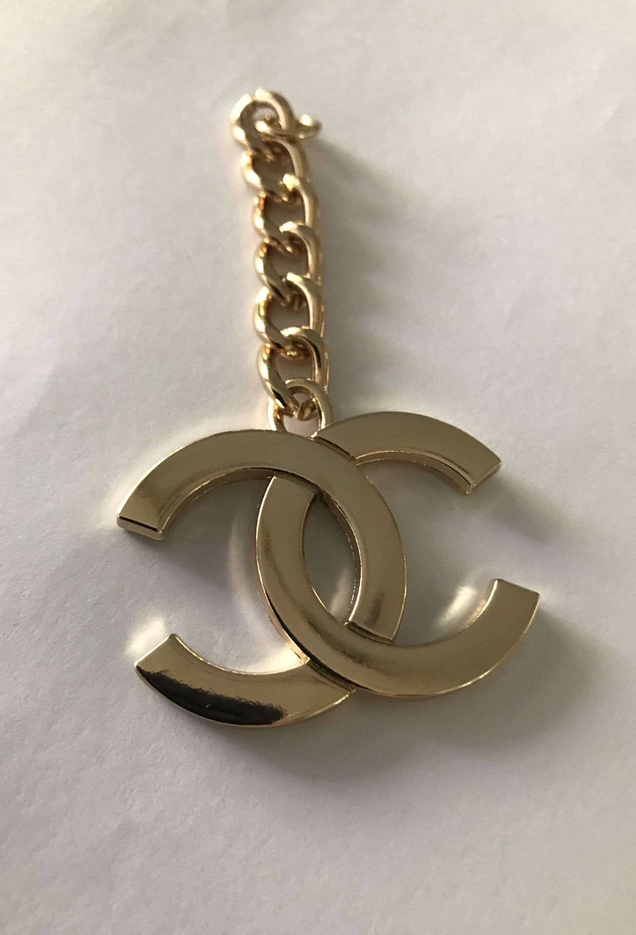 Chanel zipper Pull for Sale in Stafford, TX - OfferUp