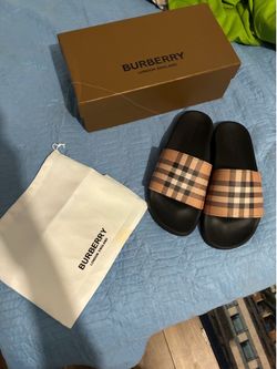 Burberry slides