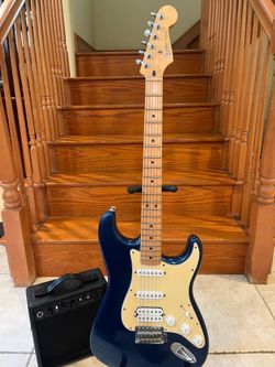 Fender MIM Stratocaster w/ Epiphone Amp