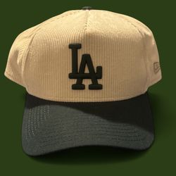 Corduroy LA hat 