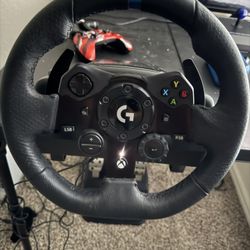 Logitech G923 Force Feedback Wheel And Pedals