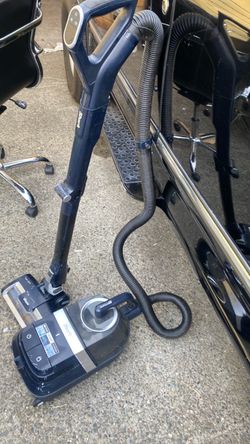 Shark vacuum cleaner with accessories Shark vacuum cleaner with accessories