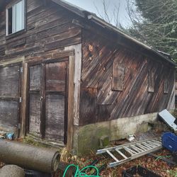 Old Barn/Shed