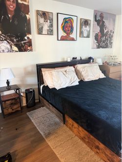 Complete Tech King Bedroom Set (King Storage Bed + 2 Smart Nightstands + Mattress + Lamps) $450 or your best offer.